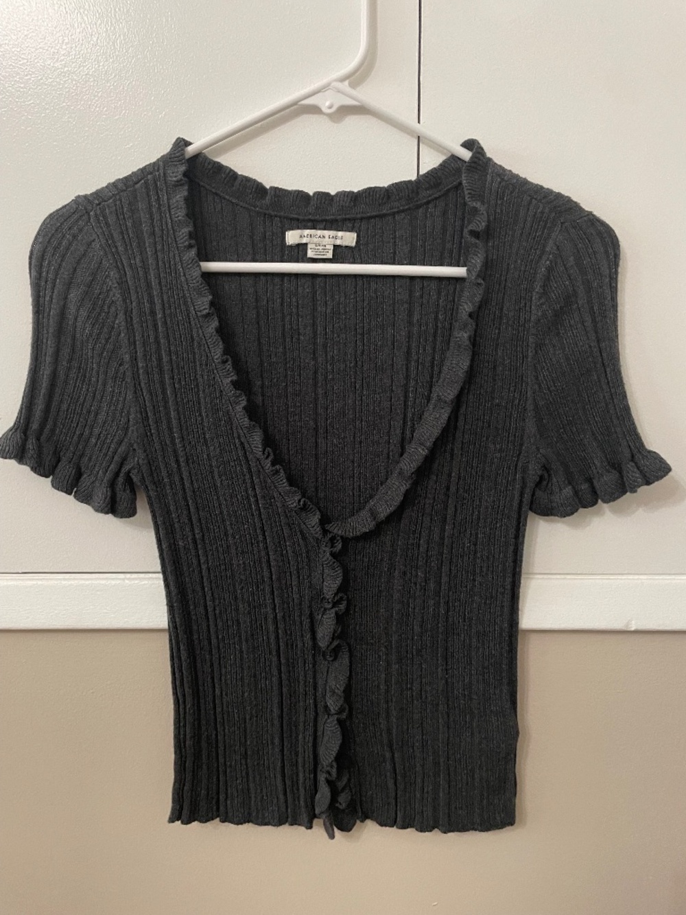 American Eagle Short-Sleeved Knit Cardigan | size small